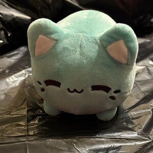 Cute Plush Cat Toy